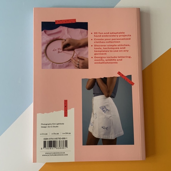 Customize Your Clothes:
Book by Emma Warren - Picture 3 of 3